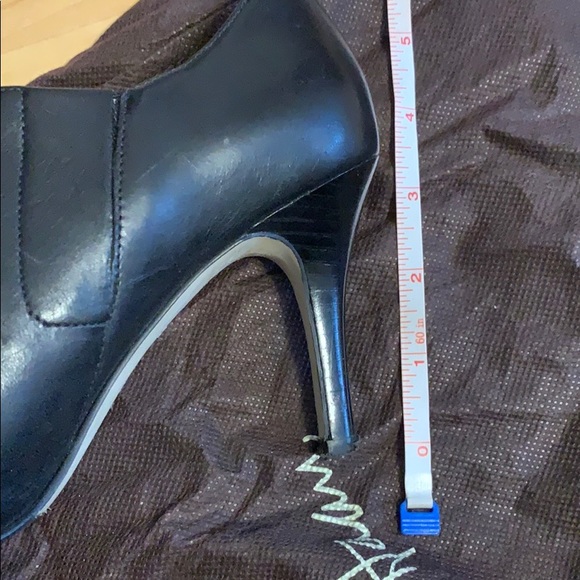 Cole Haan low cut boots - Picture 5 of 8